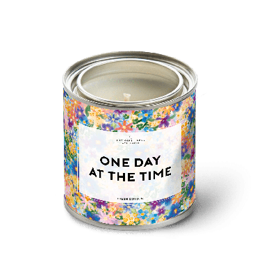 Candletin 310gr - One Day At The Time SS24 - Fresh Cotton